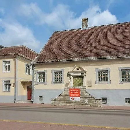Kuninga 24-1/3 * Pärnu